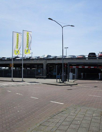 Overdekte parkeergarage Scheepspark BV in Lauwersoog